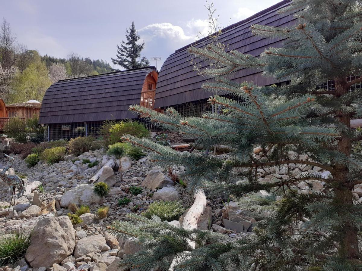 Penzion V Hluboke A Department Glamp Vsetin Luaran gambar